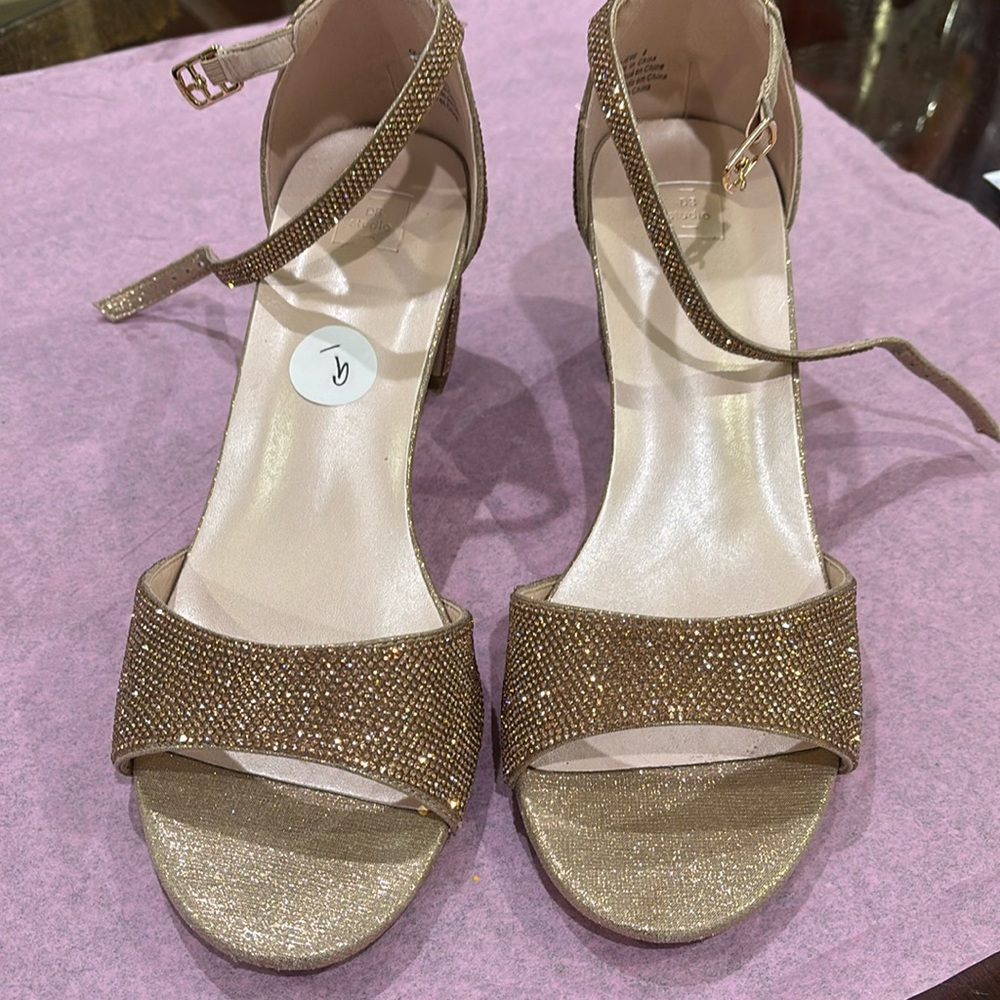 DB STUDIO ANKLE STRAP HEELS